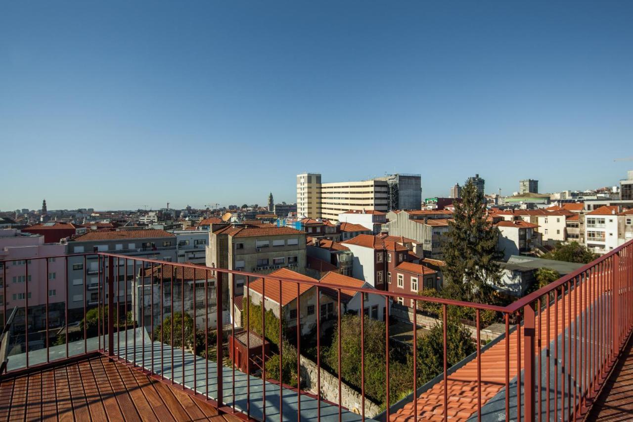 Aparthotel Oporto Alves Da Veiga Exterior photo